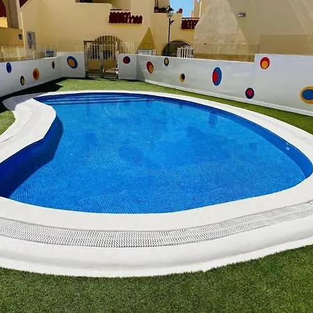 아파트 Aqua Vista Fanabe Getaway: 1br- 2 Seaview Terraces *